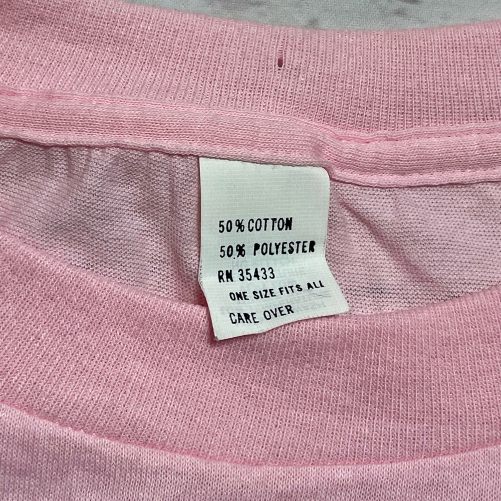 90s Pink Vintage Graphic Tee Single Stitch Sleeve tshirt Unisex USA VTG Shirt - Picture 5 of 9